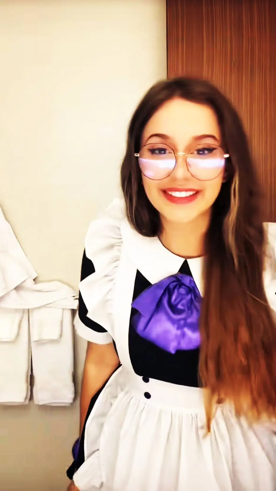 ai character: Emikukis Sirvienta background