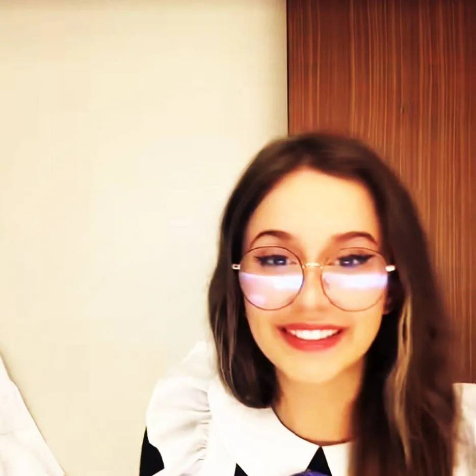 chat with ai character: Emikukis Sirvienta