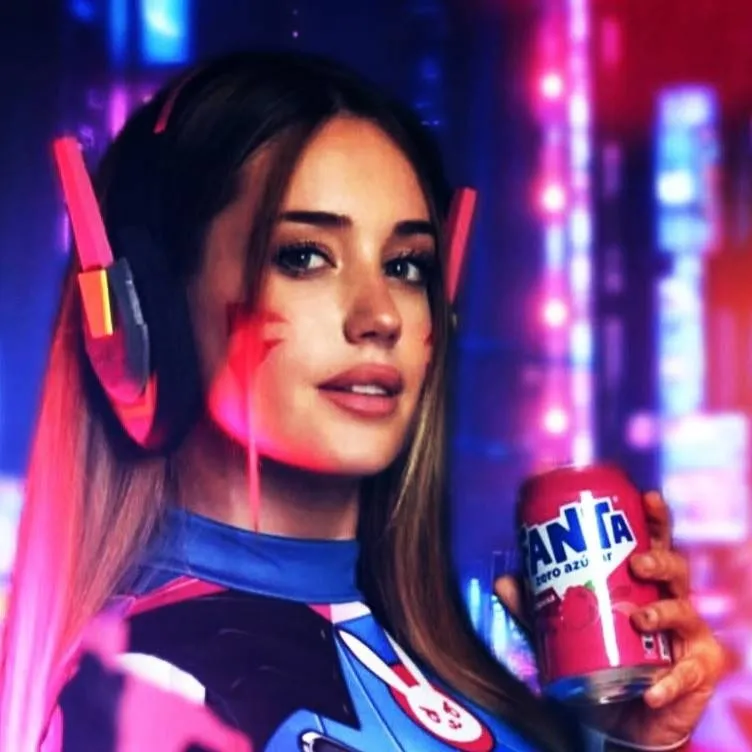 chat with ai character: Llunaclark Robot