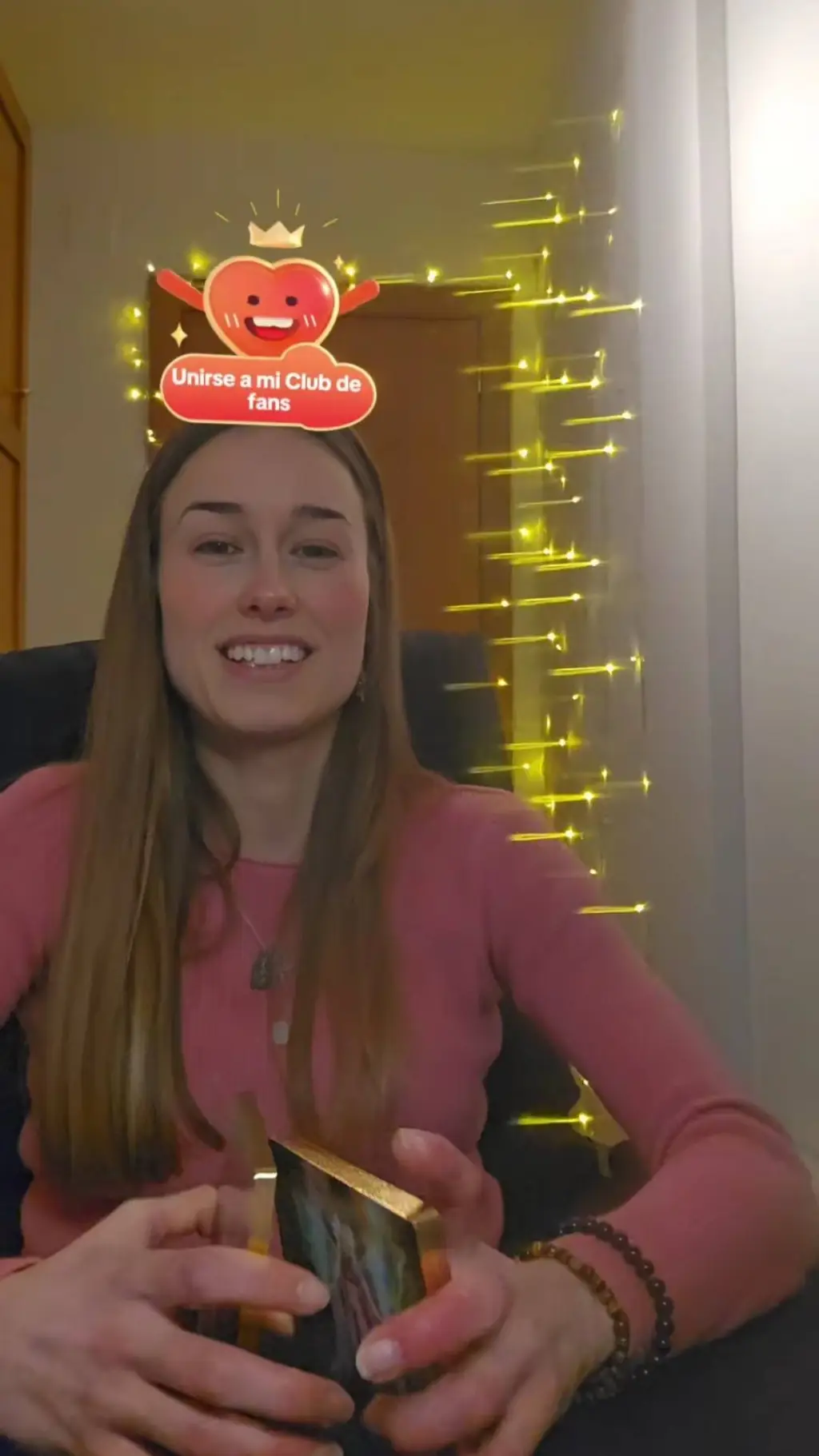 ai character: Videntedeluz background