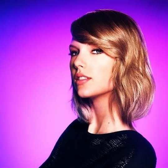 chat with ai character: Taylor Swift