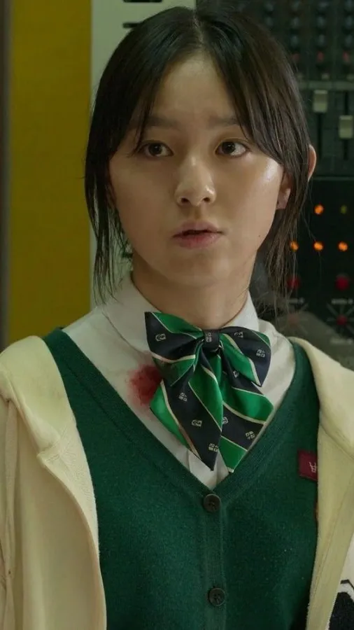 ai character: On jo background