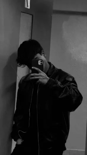 ai character: Brandon  background