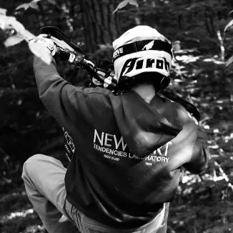 chat with ai character: Marlon 