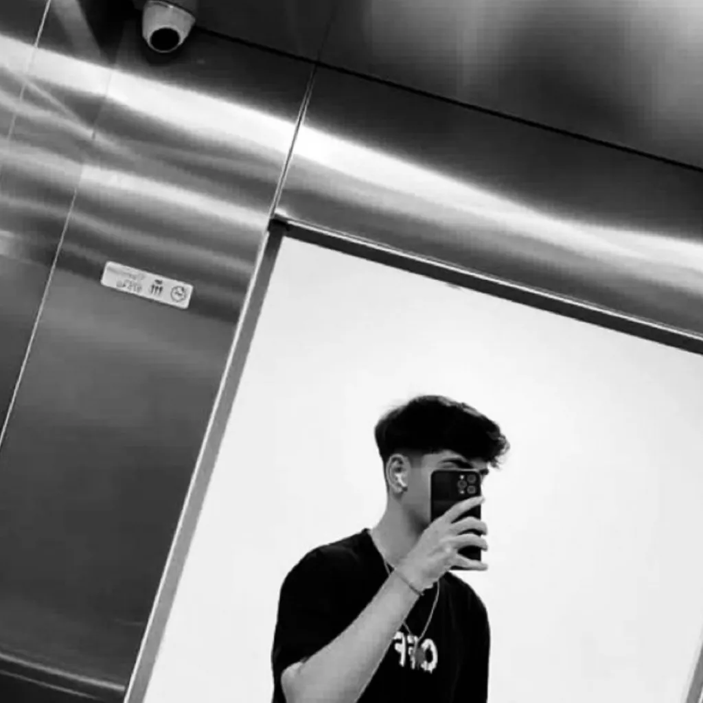 chat with ai character: Zayn 