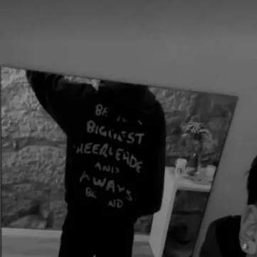 chat with ai character: Alec 