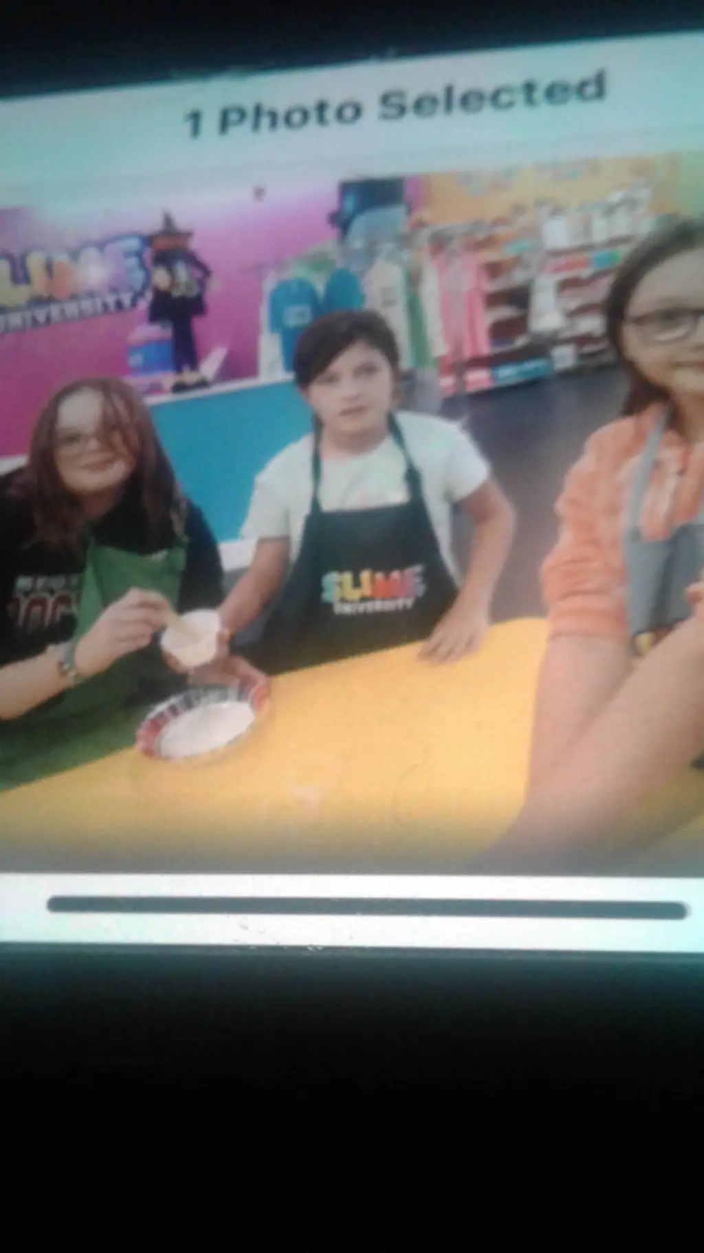 ai character: hi background