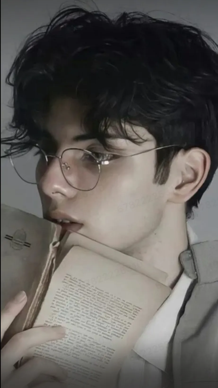 ai character: Dean background