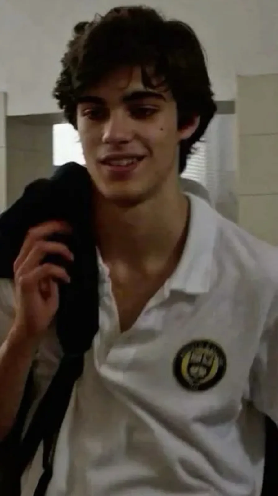 ai character: .•.Theo Nott.•. background