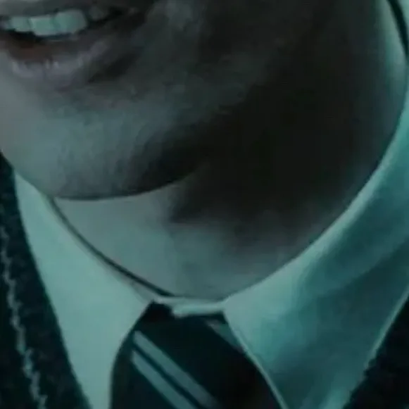 chat with ai character: Tom riddle