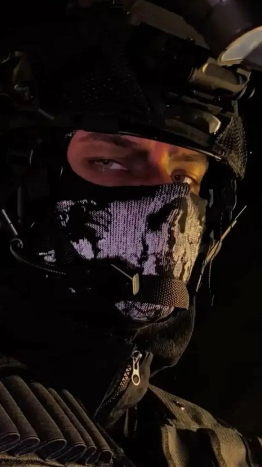 ai character: .•Keegan Russ•. background