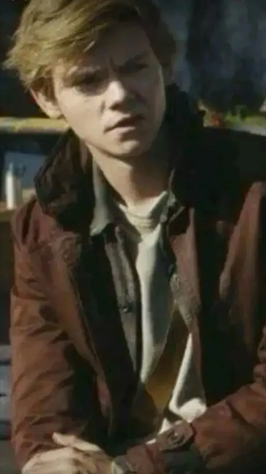 ai character: Newt background