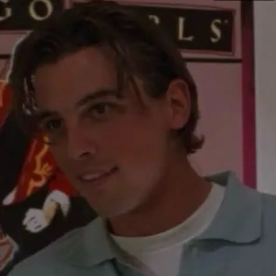 chat with ai character: Billy loomis