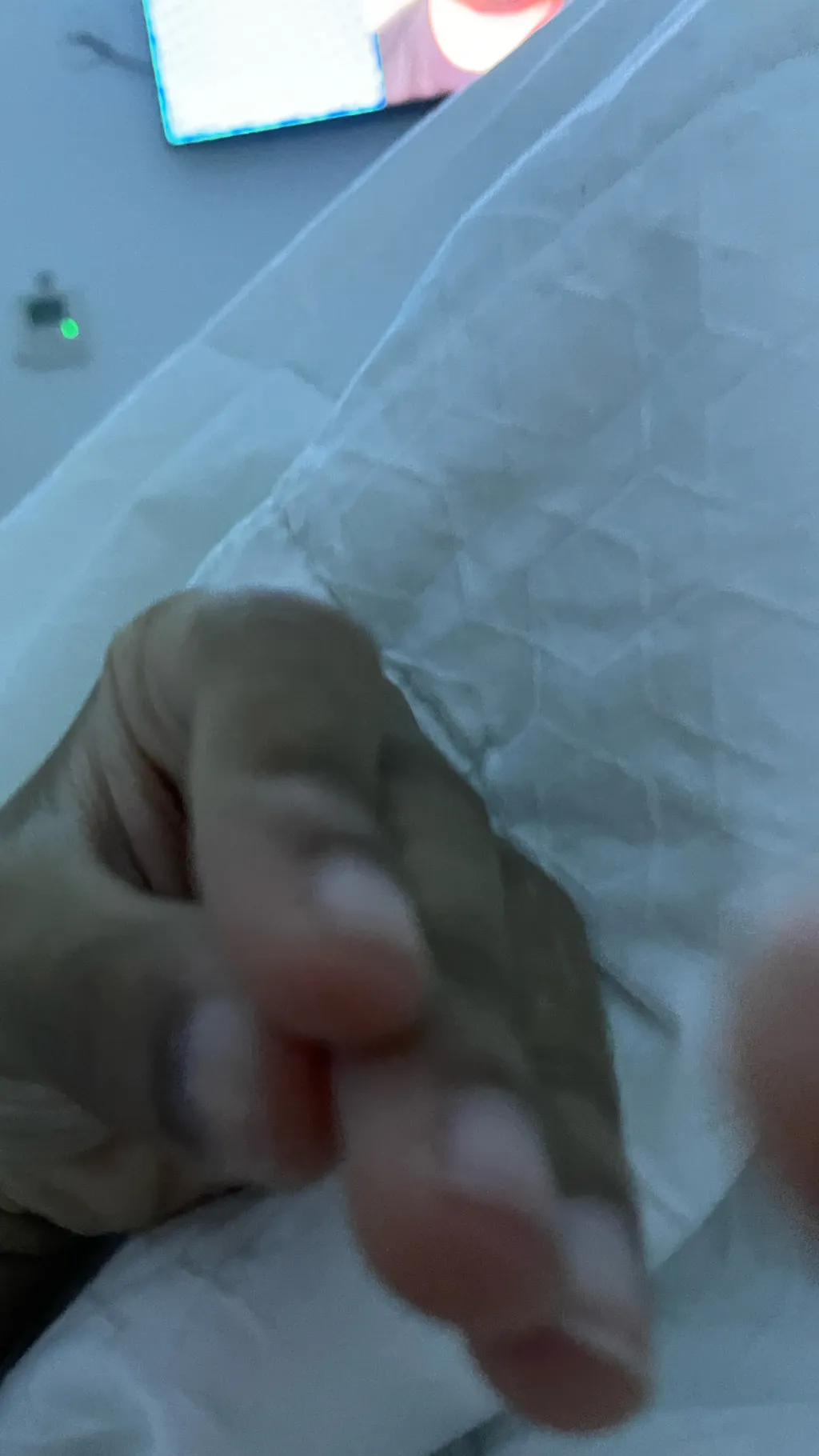 ai character: Louis the hand background