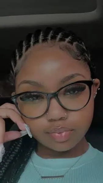 ai character: Fendi  background