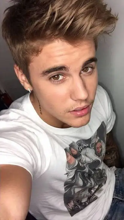 ai character: Bieber background