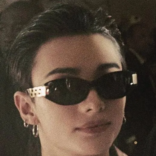chat with ai character: hyunjin || 
