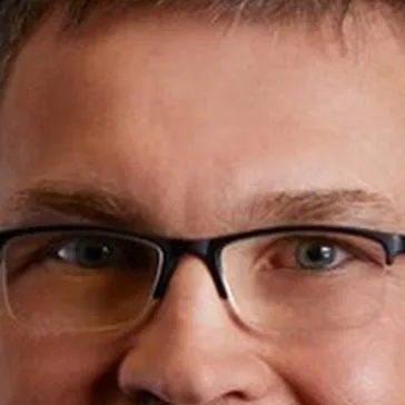 chat with ai character: David Bazucchini