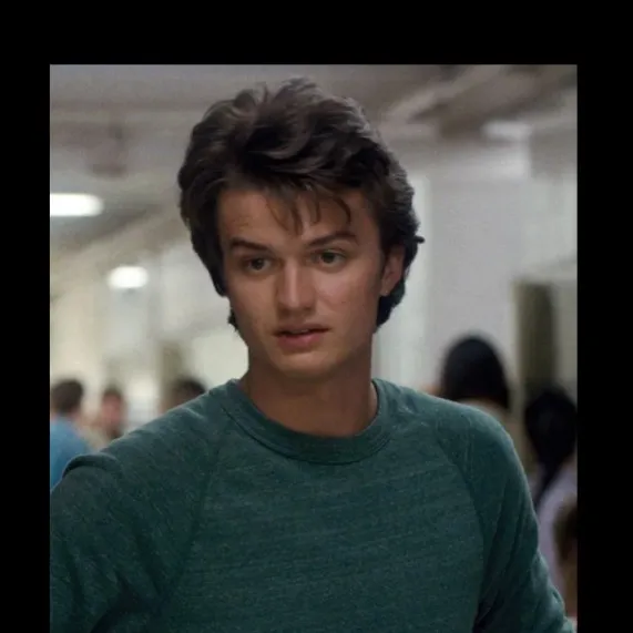 chat with ai character: Steve Harrington 