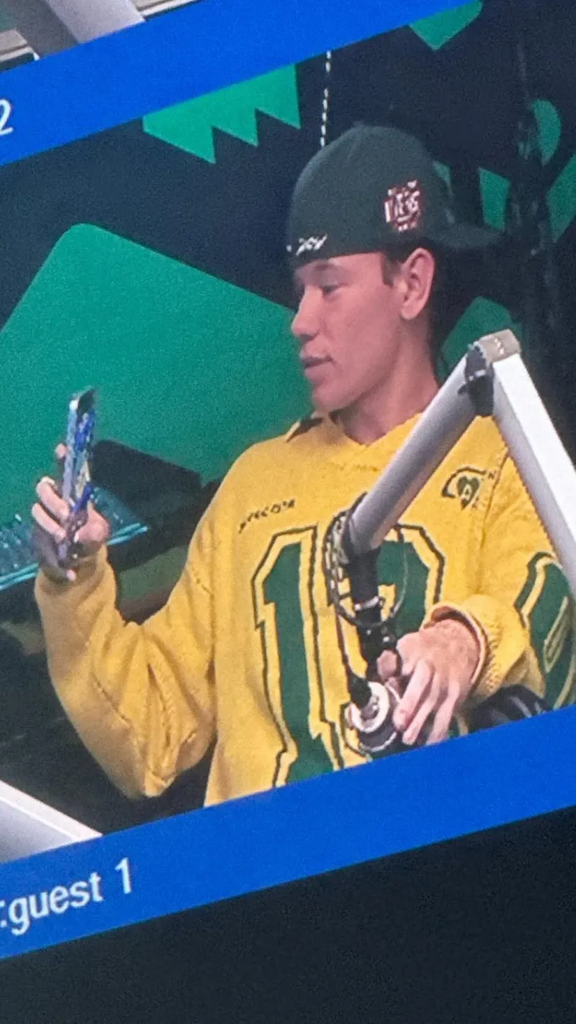 ai character: Martinus Gunnarsen background