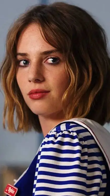 ai character: Robin Buckley  background