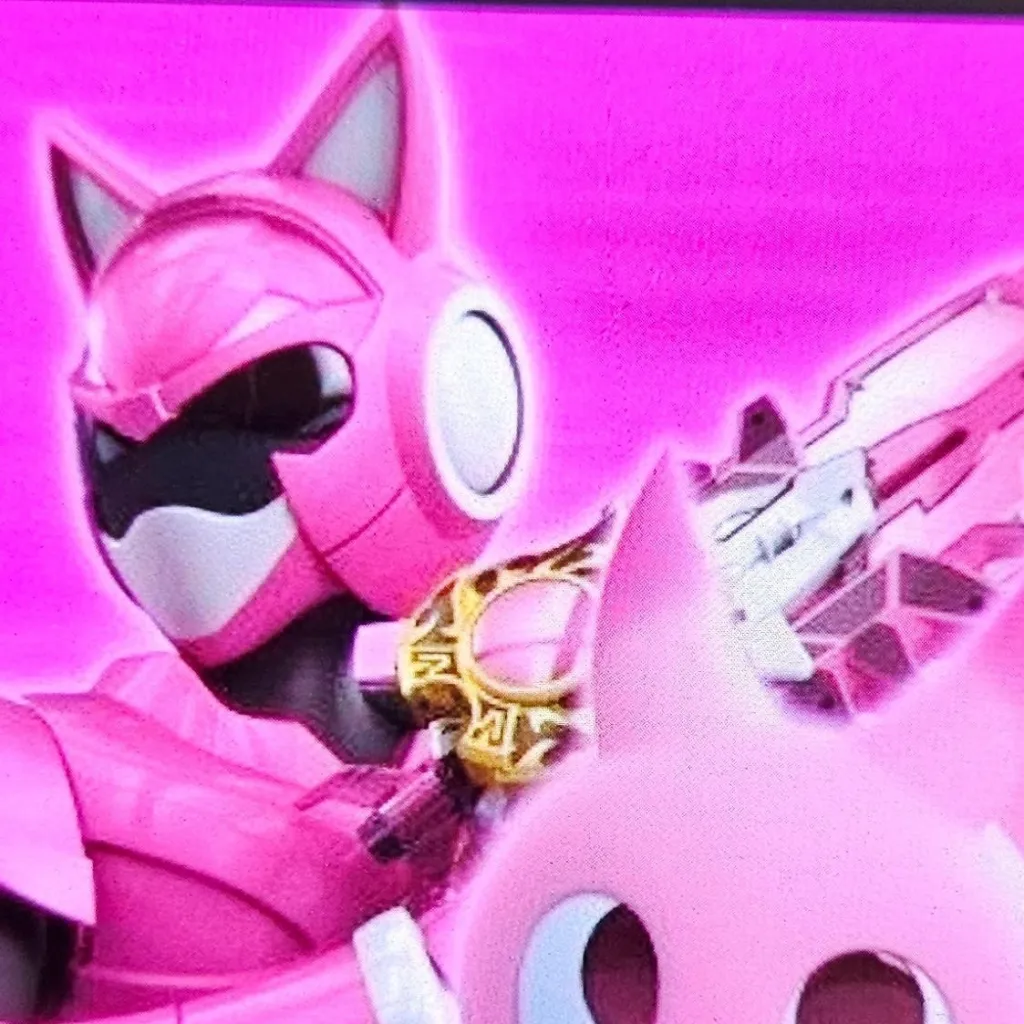 chat with ai character: lucy (miniforce)