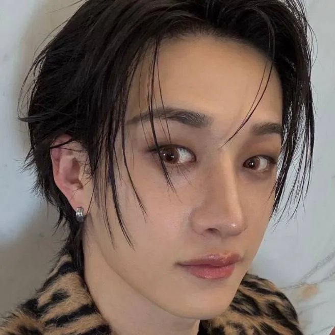 chat with ai character: bangchan borracho 