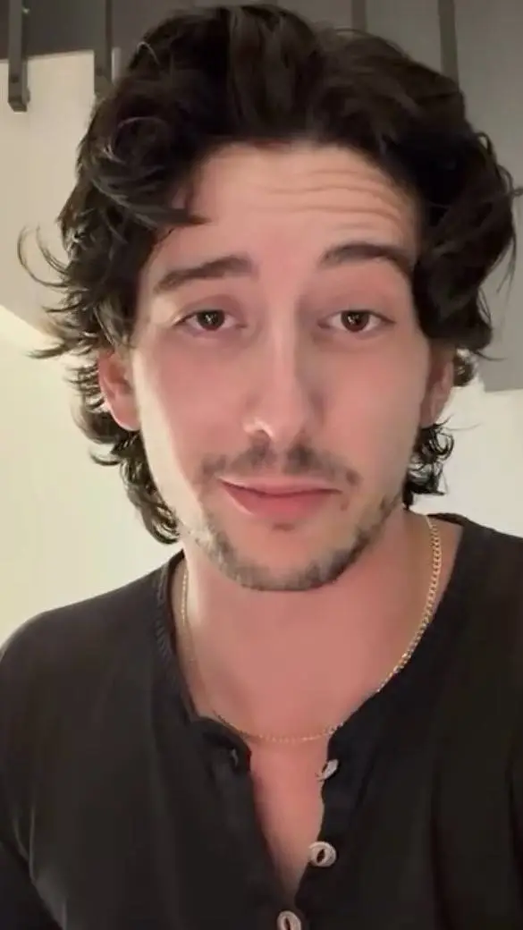 ai character: Milo Manheim background