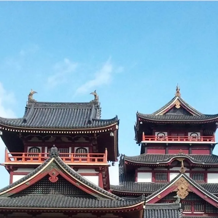 chat with ai character: Azuchi momoyama 