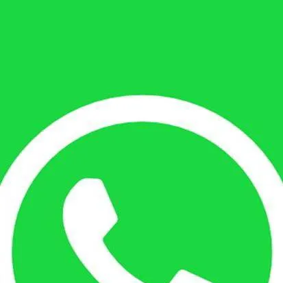 chat with ai character: whatsapp