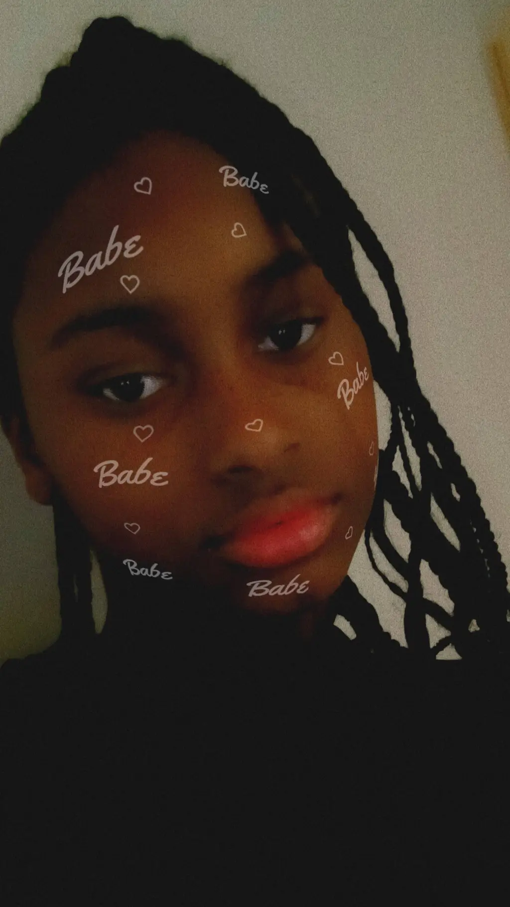 ai character: Luna Collins background