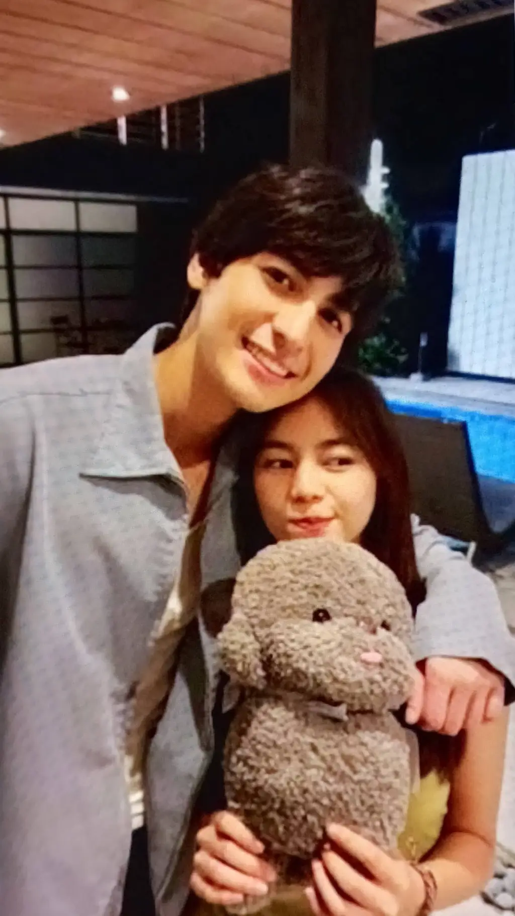 ai character: kefier  background