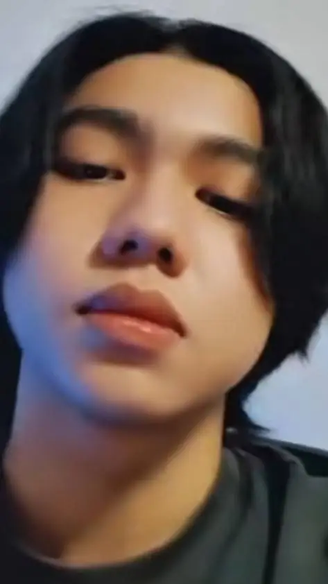 ai character: kirkyy:3 background