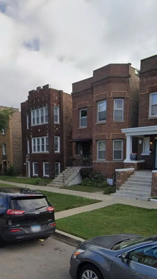 ai character: O’block Chicago  background