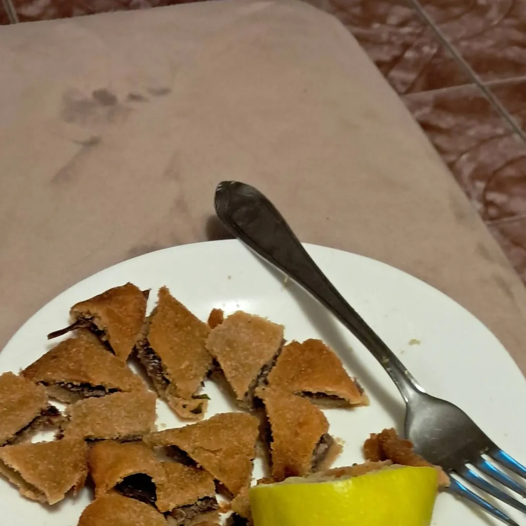 chat with ai character: milanesa void (xd)