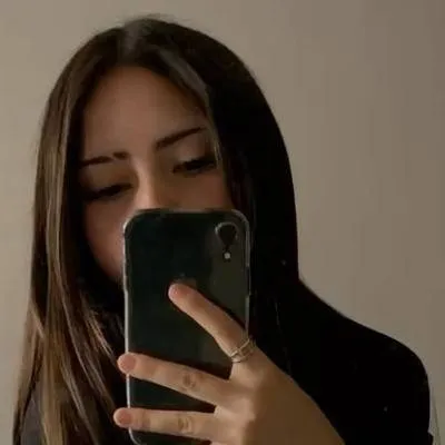 chat with ai character: Javi