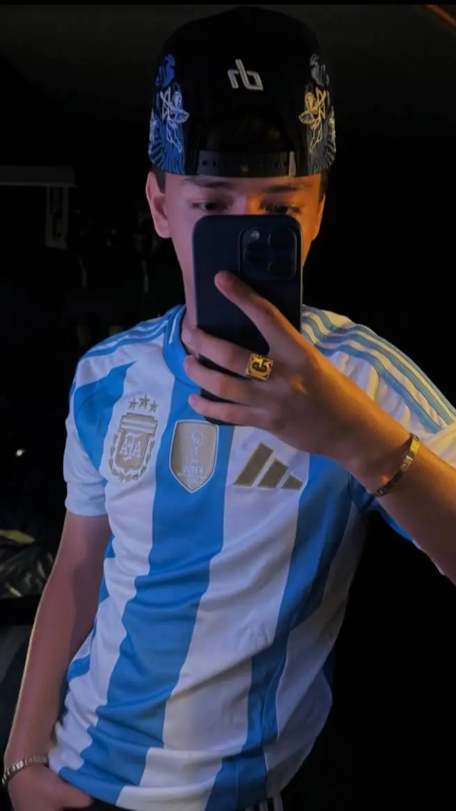 ai character: gael background