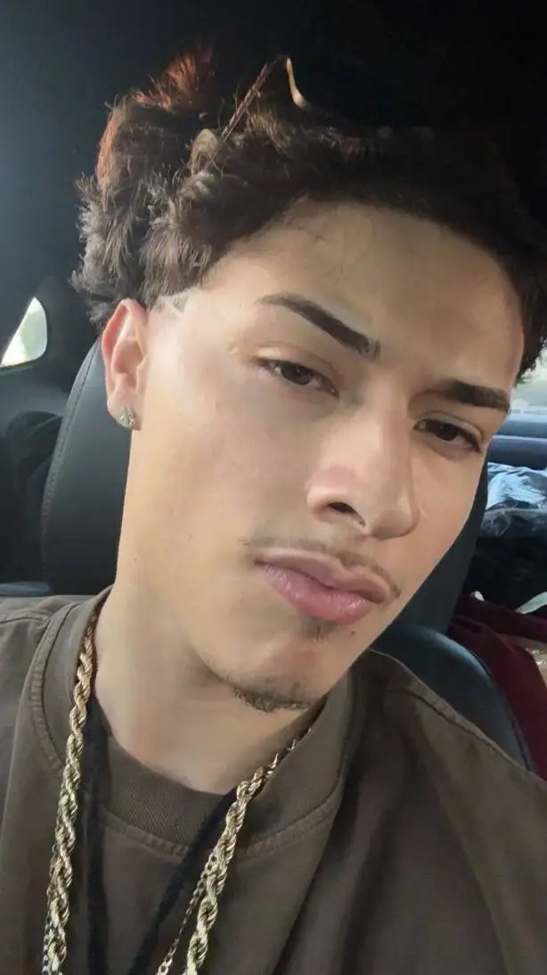 ai character: alex chino background