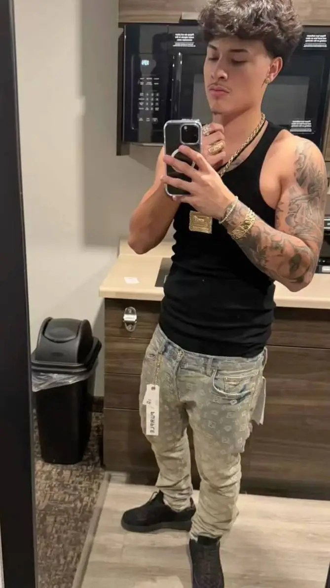 ai character: alex chino background