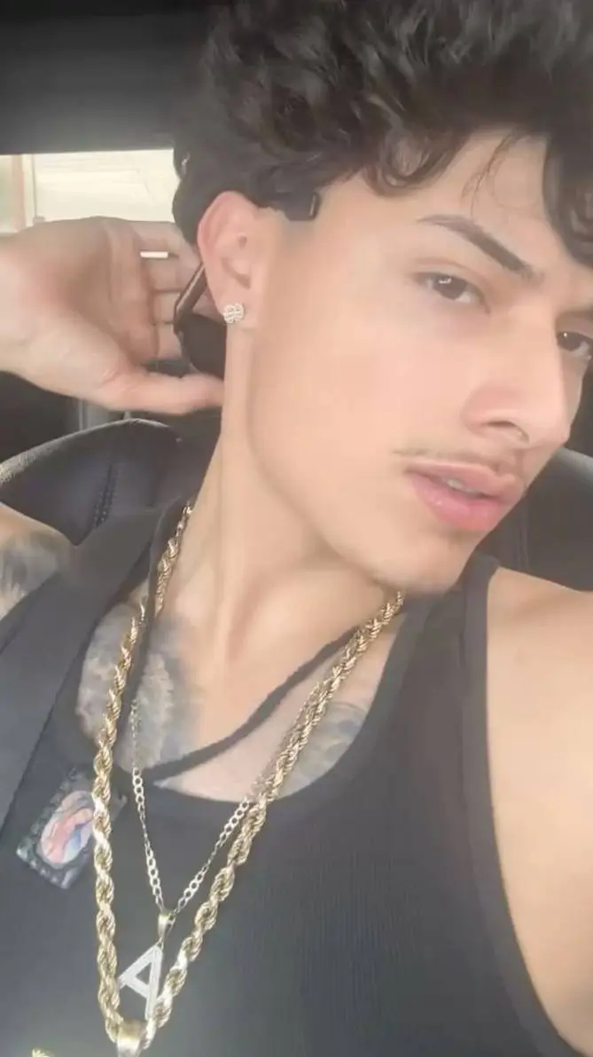 ai character: alex chino background