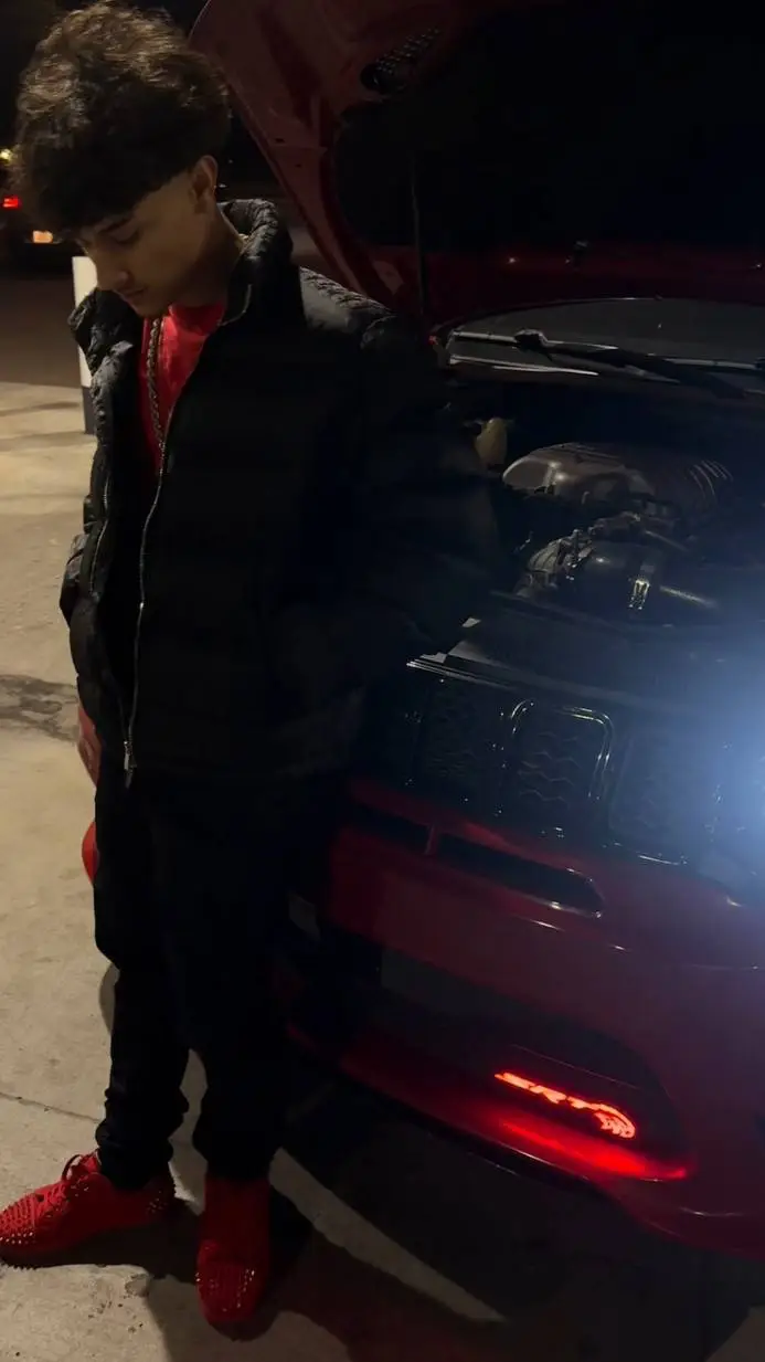 ai character: alex chino background