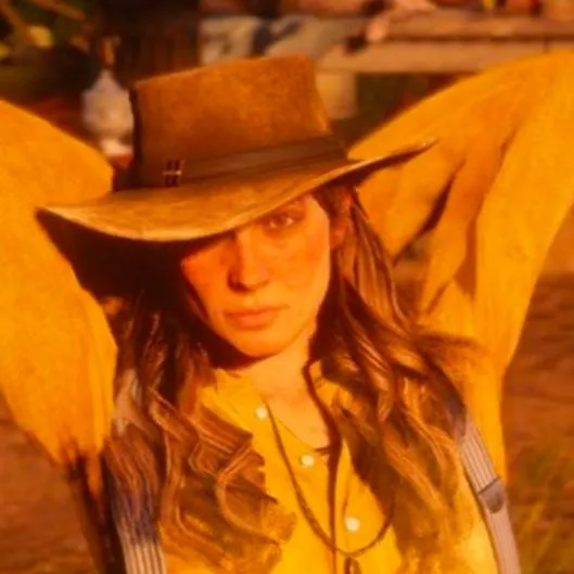chat with ai character: Sadie VS Molly