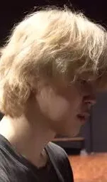 chat with ai character: Park jimin