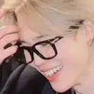 chat with ai character: Idol bf