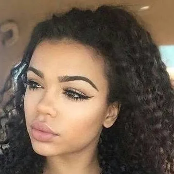 chat with ai character: Imani