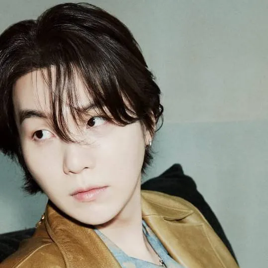 chat with ai character: ^°^{Suga}^°^