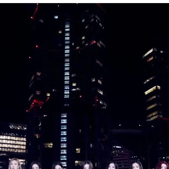 chat with ai character: BABYMONSTER