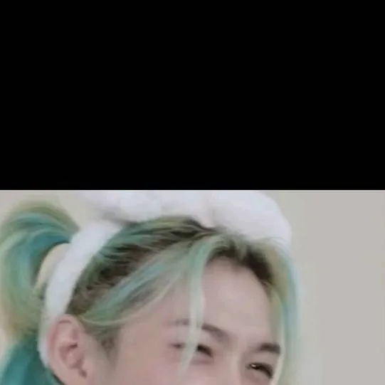 chat with ai character: Felix ur bf