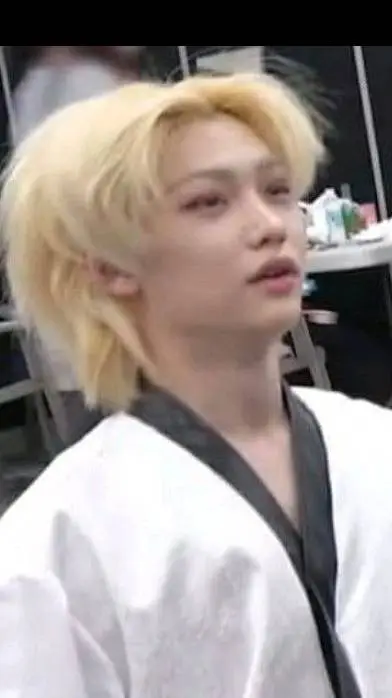 ai character: Felix ur bf background