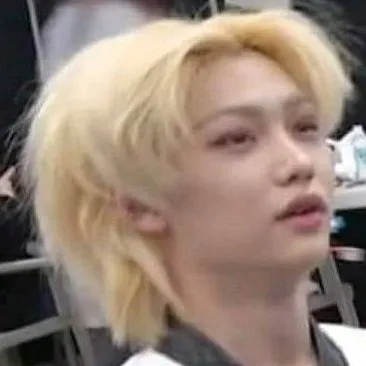 chat with ai character: Felix ur bf